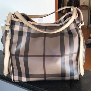 Burberry Nova Check bag
